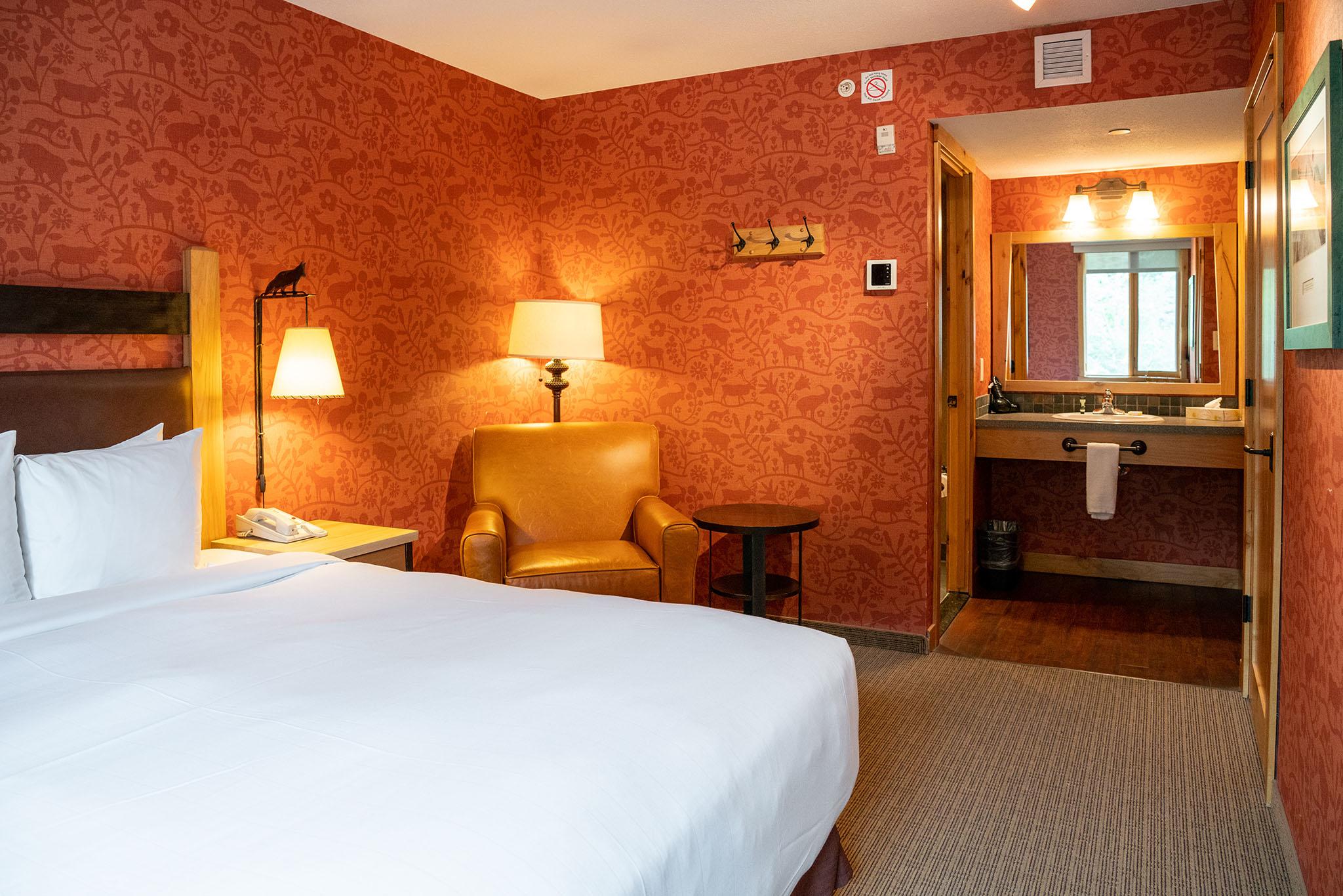 Fox Hotel And Suites Банф Экстерьер фото